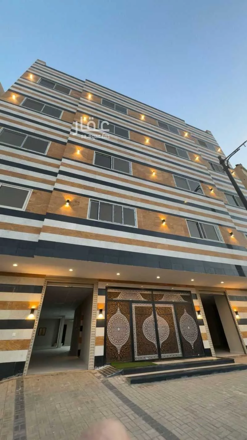 عمارة 444 م² في الملك فهد