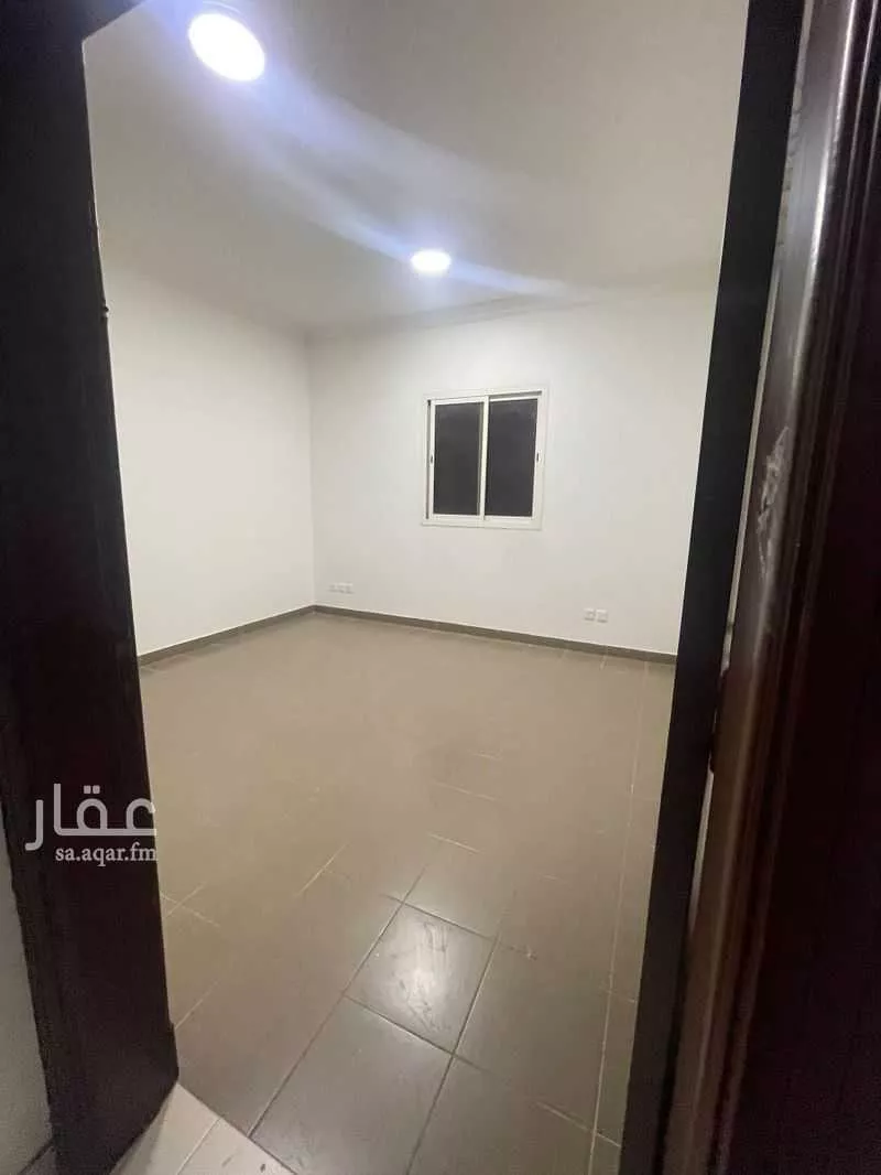 3 bedroom apartment in Al Yasmin 4