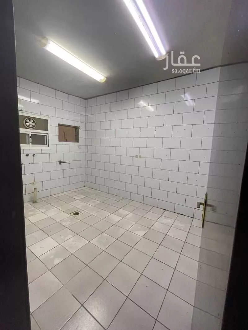 3 bedroom building in Al Yarmouk, Riyadh 10