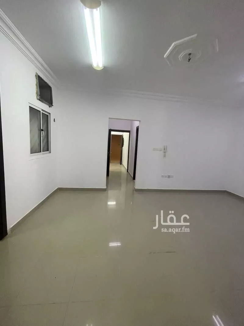 3 bedroom building in Al Yarmouk, Riyadh 7
