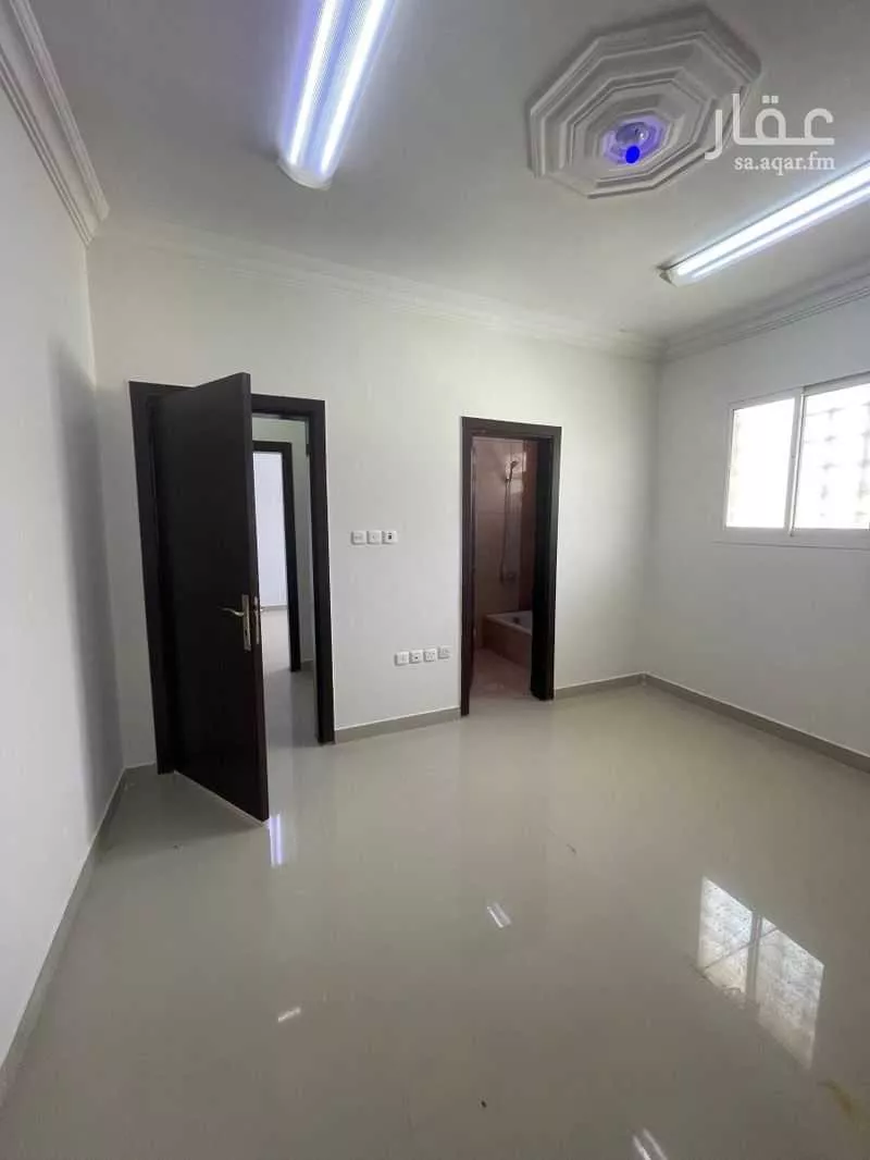 3 bedroom building in Al Yarmouk, Riyadh 9
