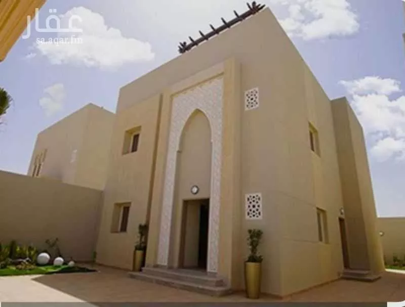 فيلا 5 غرف في الجنادرية