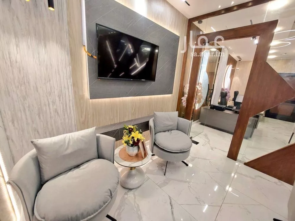 4 bedroom office in Al Olaya, Riyadh 7