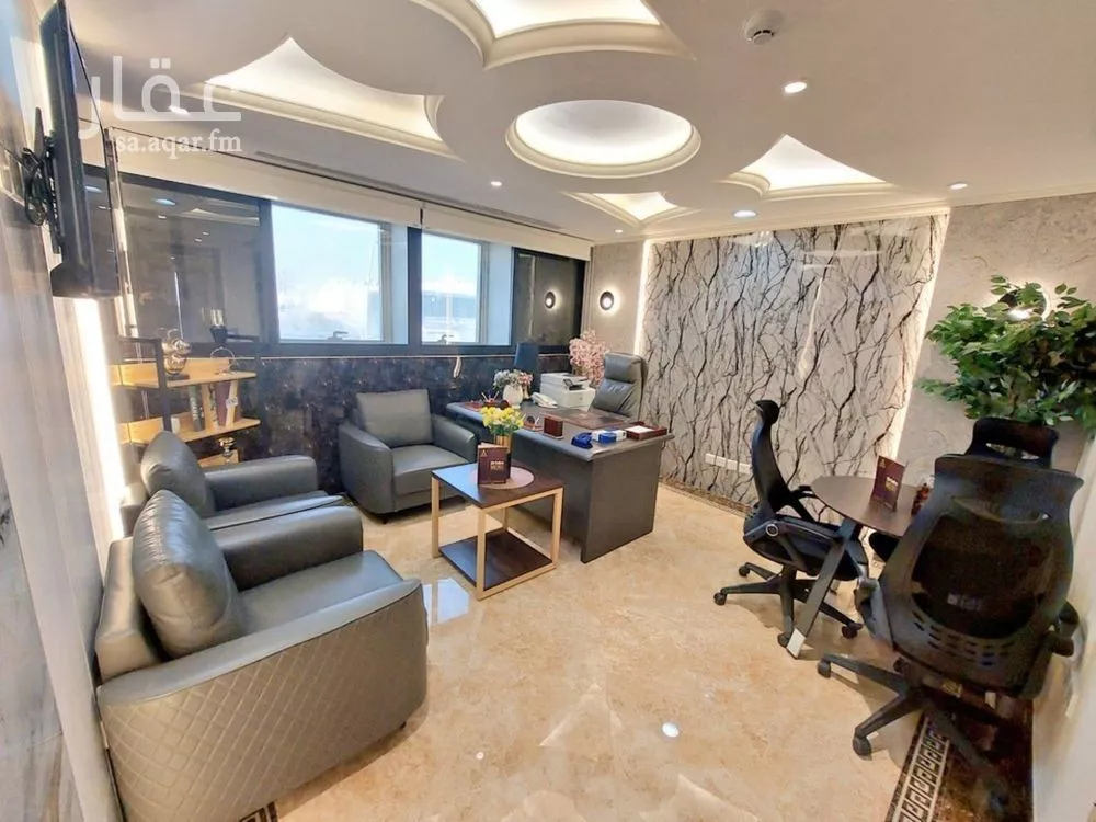2 bedroom office in Al Muhammadiyah, Riyadh 17