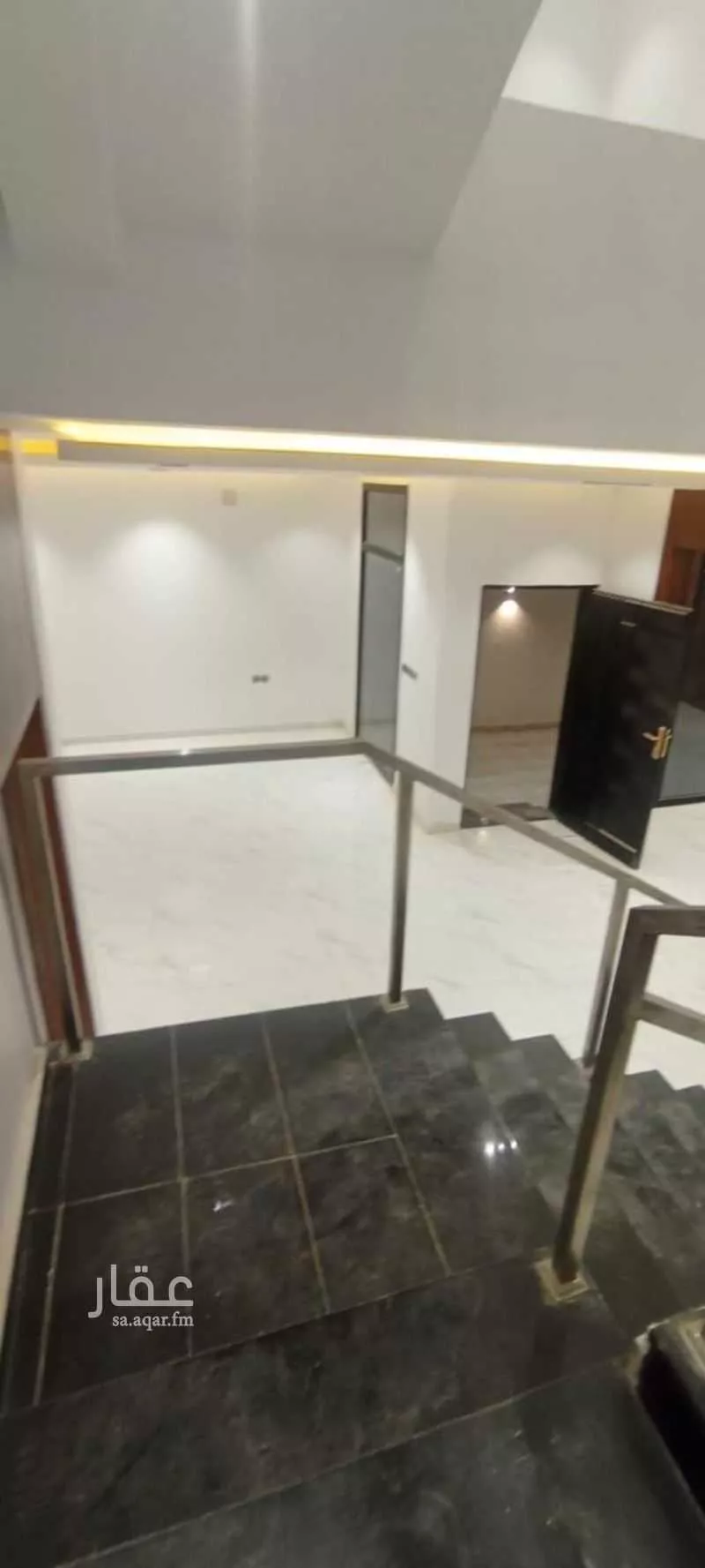 فيلا 4 غرف في الرمال 2