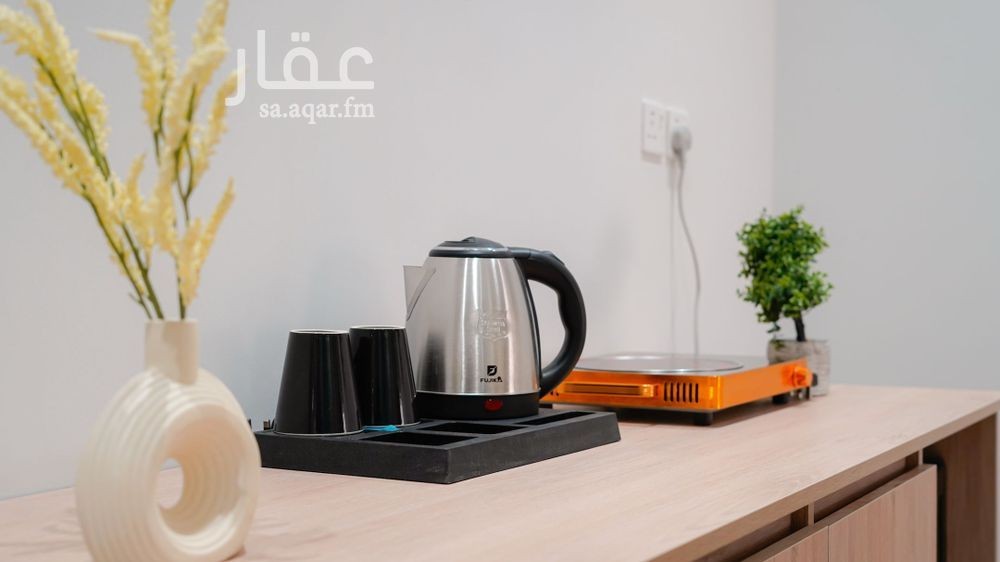 20 bedroom building in Hittin, Riyadh 11
