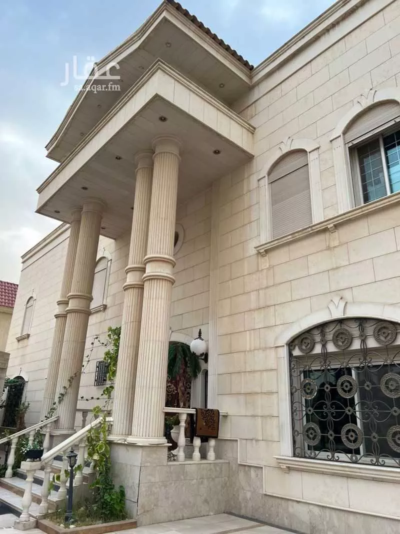 فيلا 8 غرف في الغدير 4