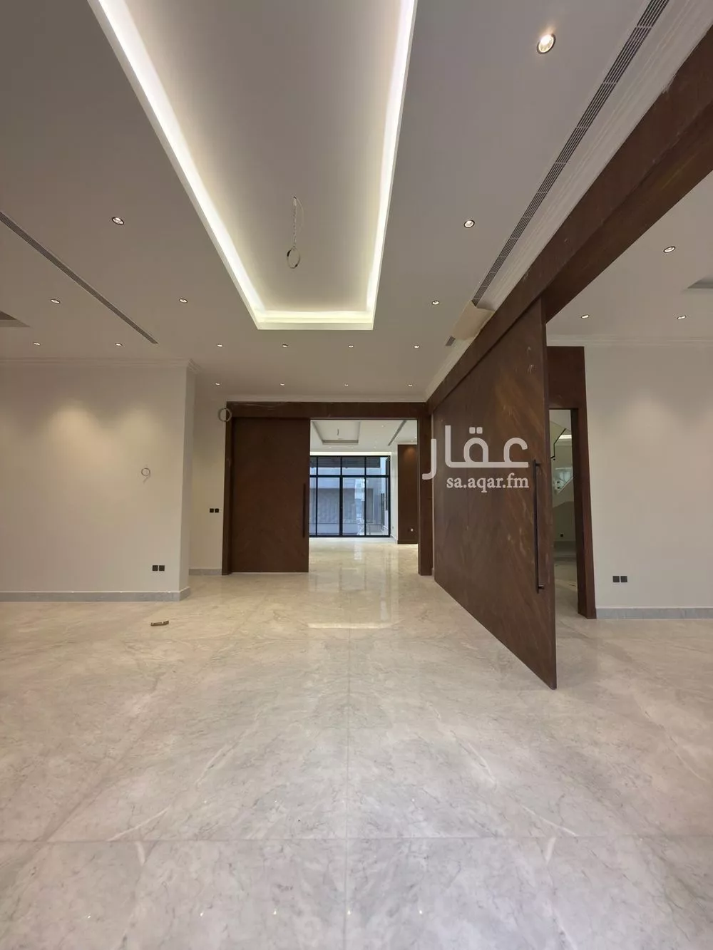 8 bedroom villa in Al Qairawan 2