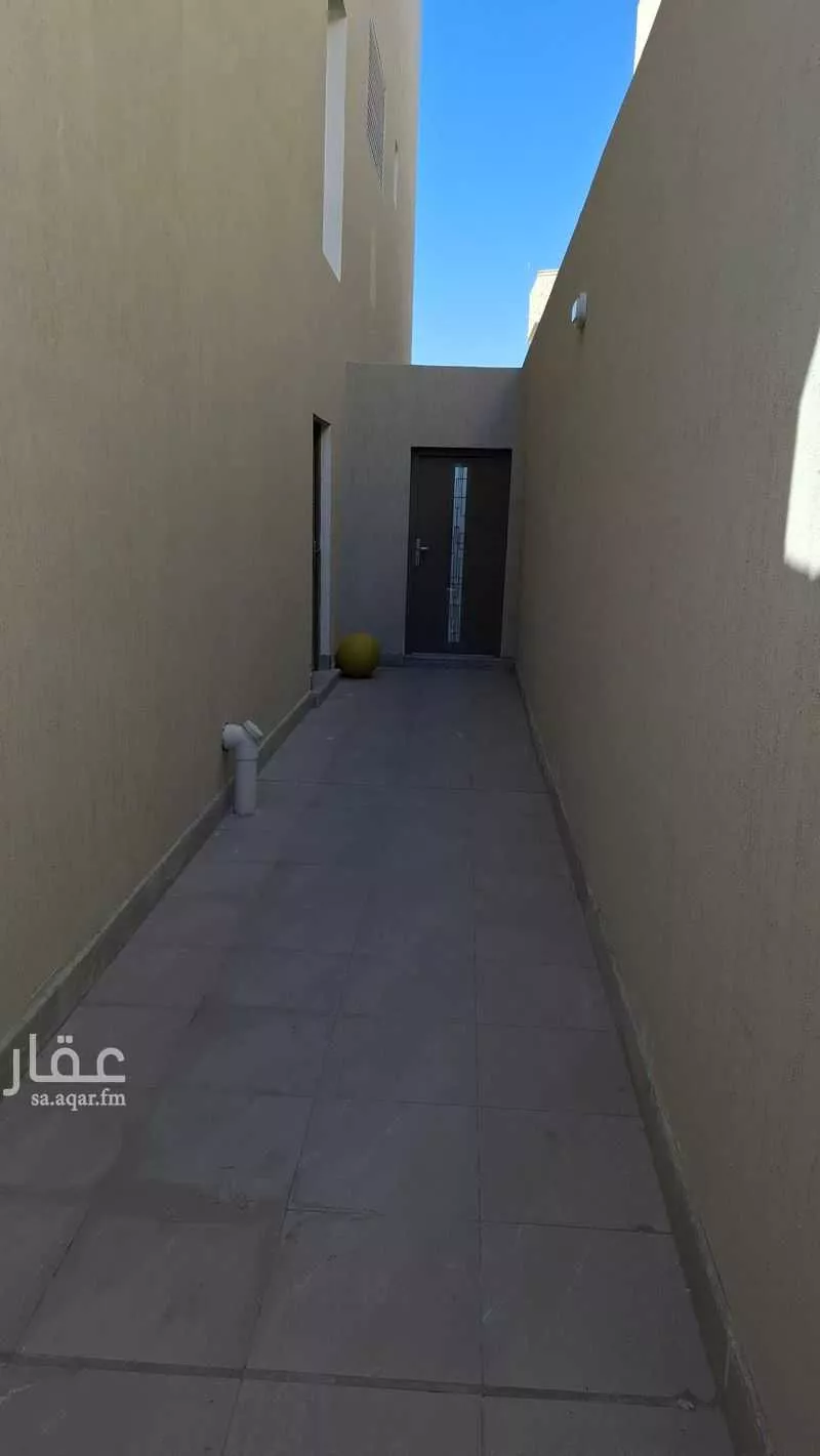 5 bedroom building in Al Jisr, Eastern Province 19