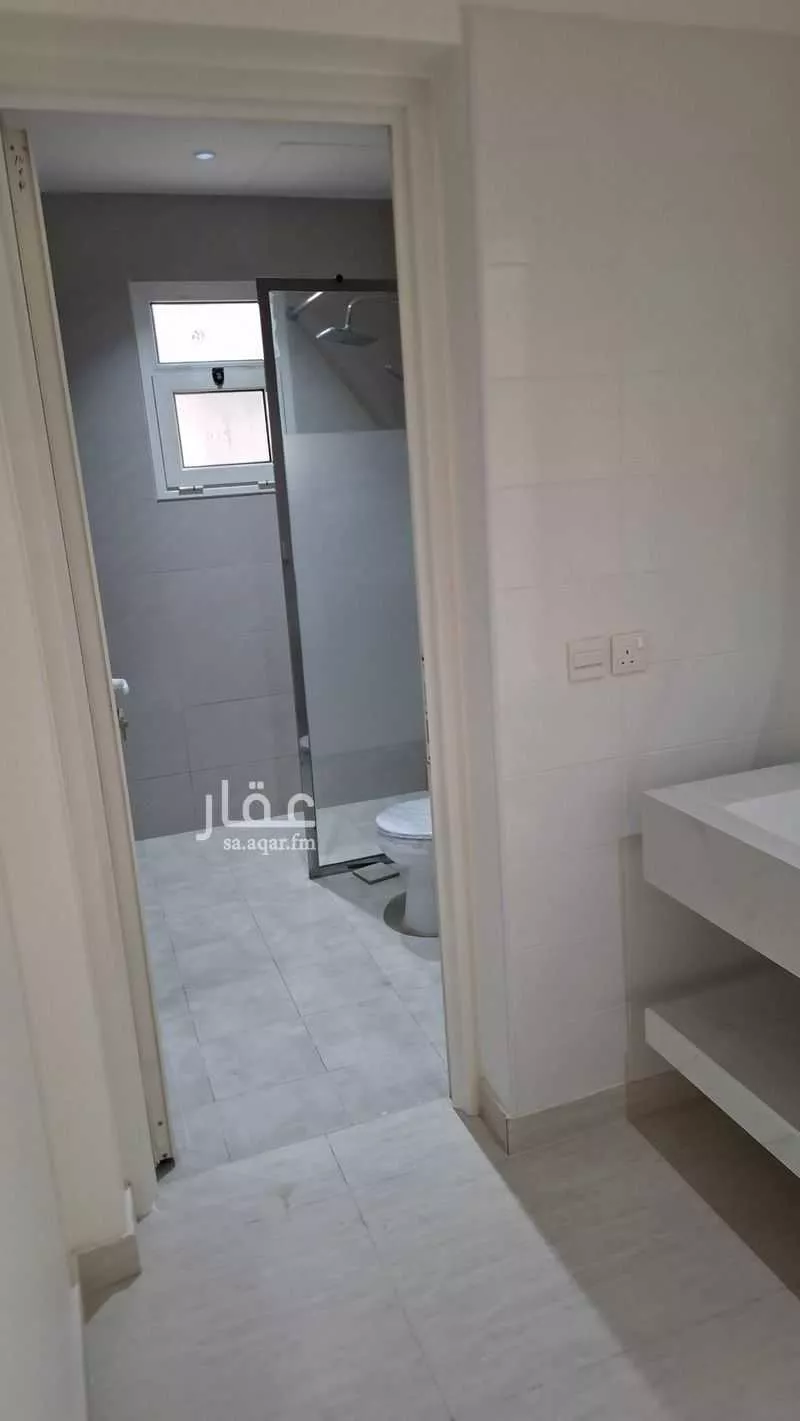 عمارة 620 م² في الجسر 4