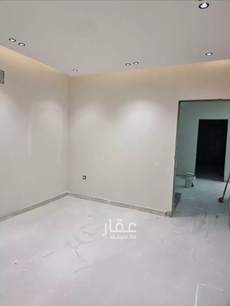 5 bedroom duplex in Dahiat King Fahd 5