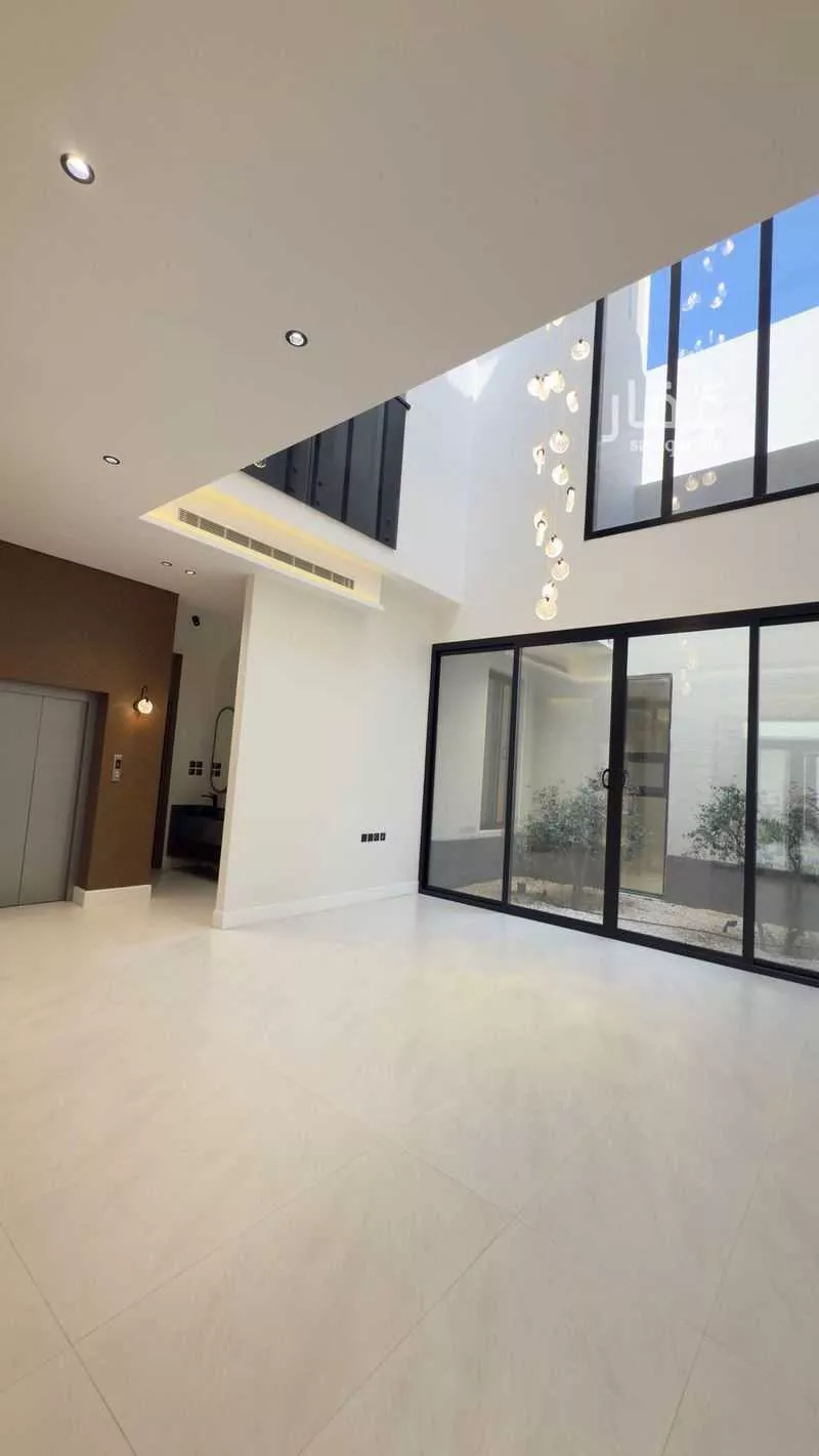 7 bedroom villa in Al Mahdiyyah 2