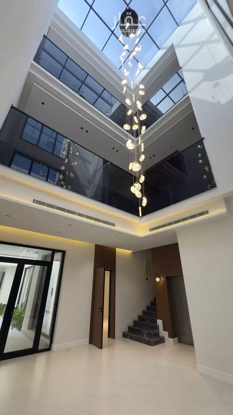 7 bedroom villa in Al Mahdiyyah 4