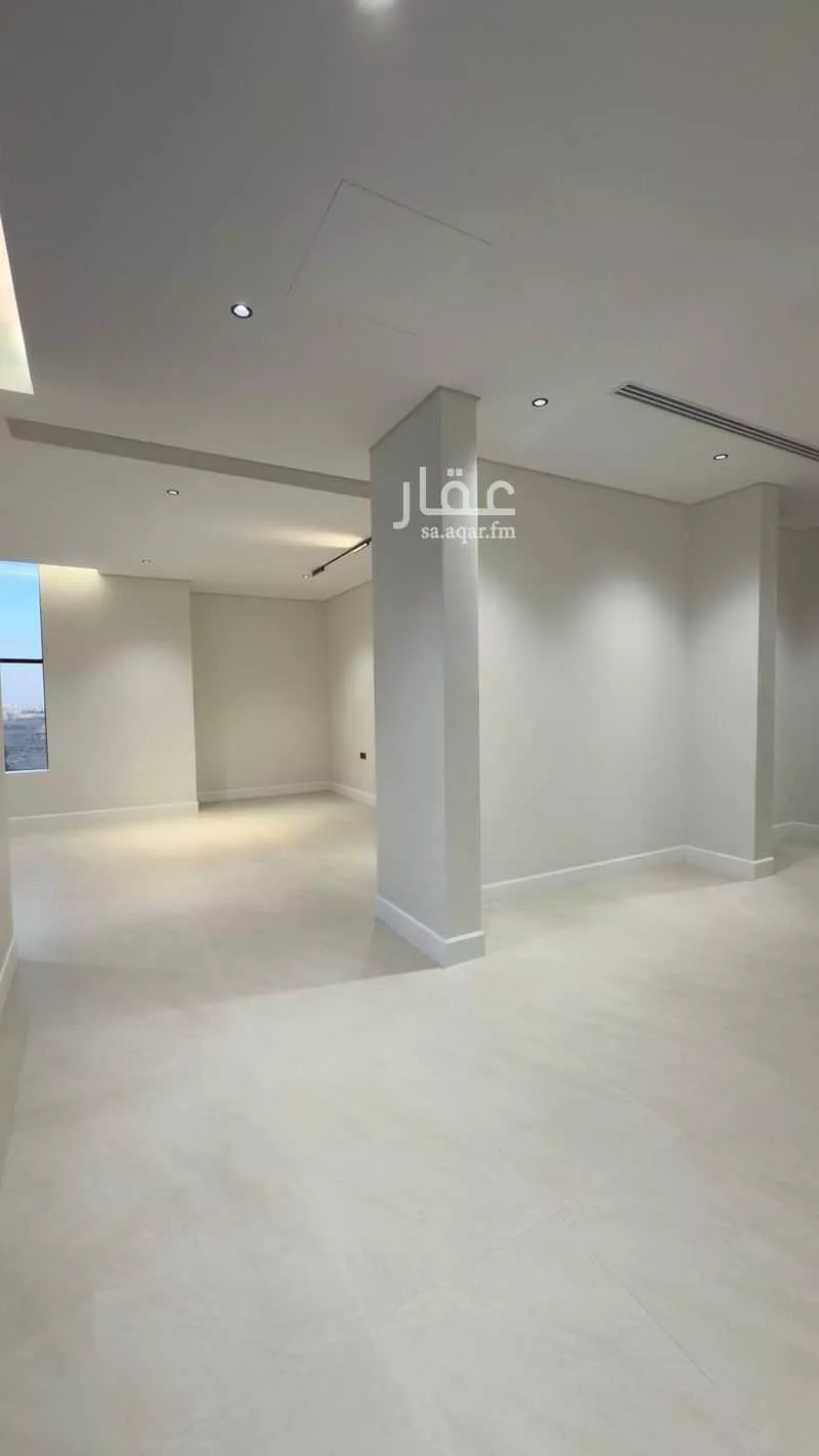 6 bedroom villa in Al Mahdiyyah 2