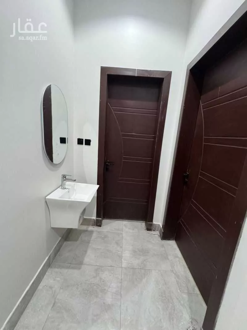 عمارة 750 م² في بدر 5