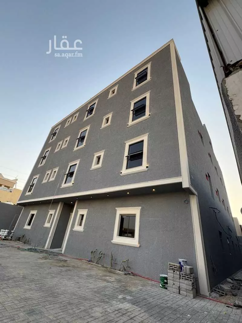 عمارة 750 م² في بدر 4