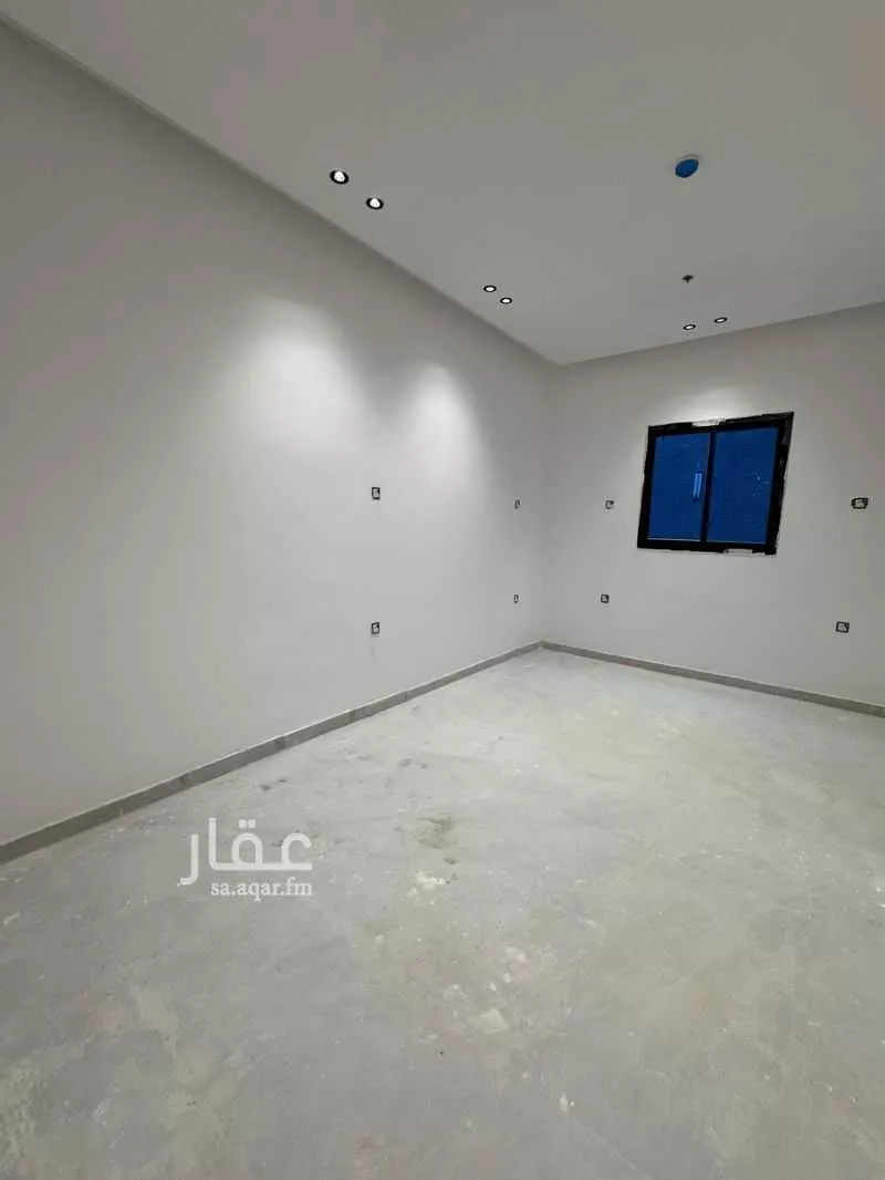 70 bedroom building in Badr, Riyadh 9