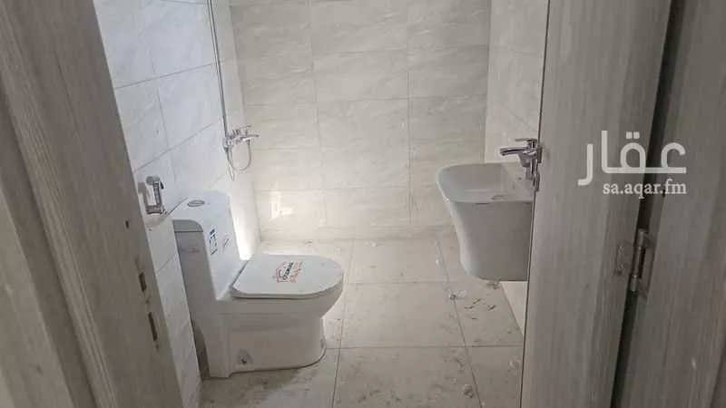 5 bedroom apartment in Al Narjis, Riyadh 8