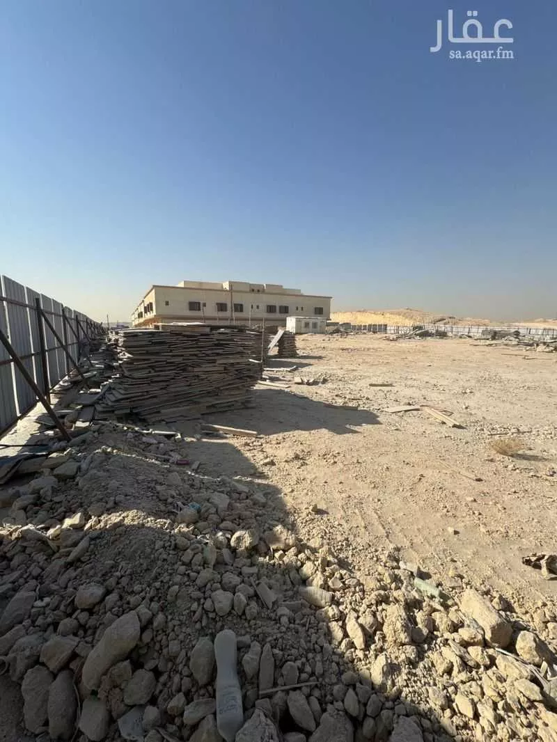 1776 sqm land in Al Masani 5