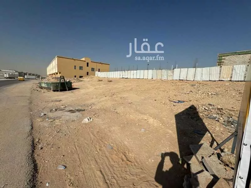 land in Al Masani, Riyadh 8