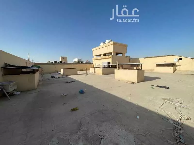2520 sqm building in Badr 4