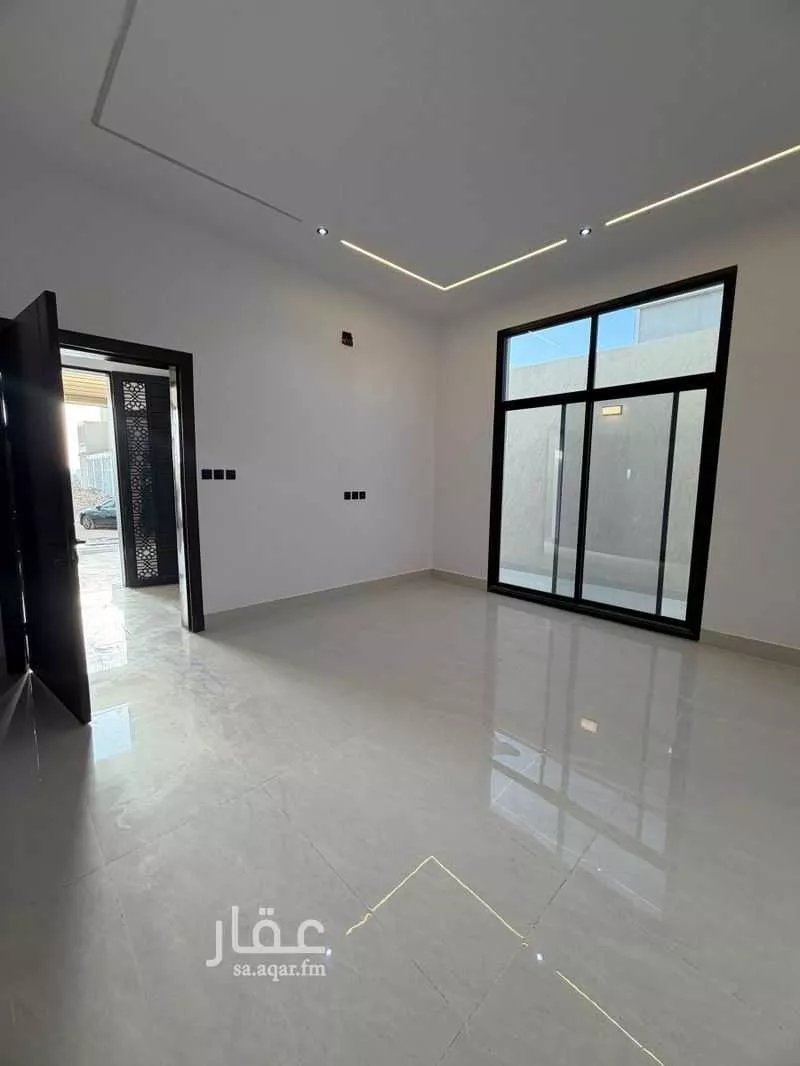 فيلا 4 غرف في الجنادرية 3