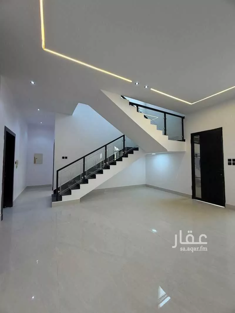 فيلا 4 غرف في الجنادرية 5