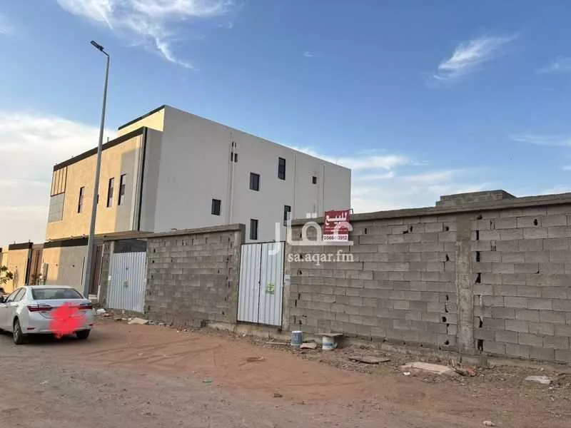 أرض 500 م² في الملك فهد 4