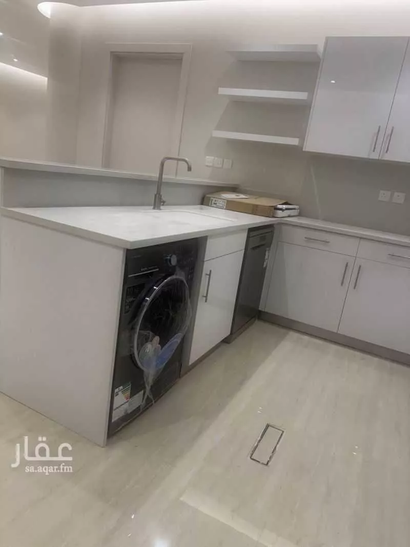3 bedroom apartment in Al Mutamarat, Riyadh 5