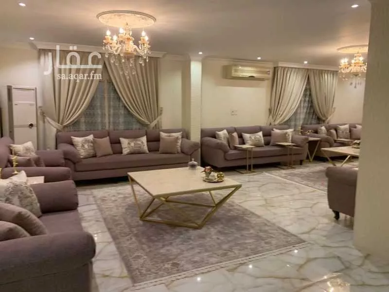 5 bedroom villa in Al Nuzhah, Eastern Province 14
