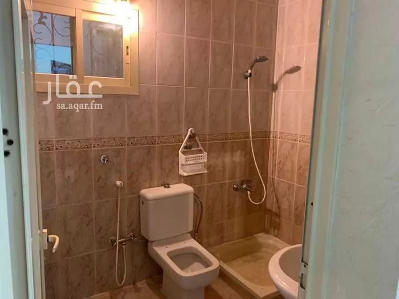 5 bedroom villa in Al Nuzhah, Eastern Province 17