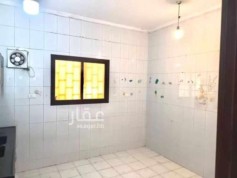 34 bedroom building in Al Aziziyah, Jeddah 18