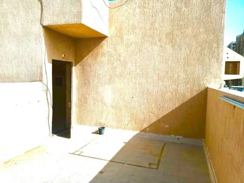 3 bedroom apartment in Al Sharafiyah, Jeddah 19