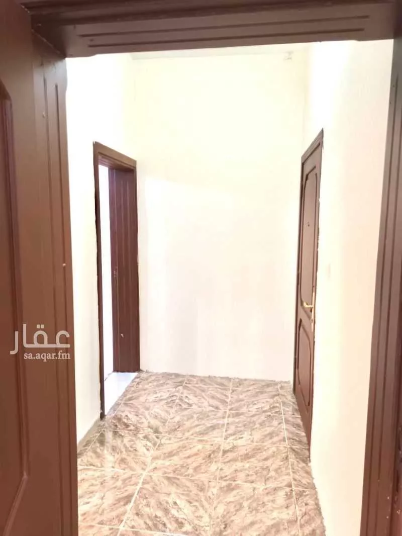 عمارة 70 م² في العزيزية 5