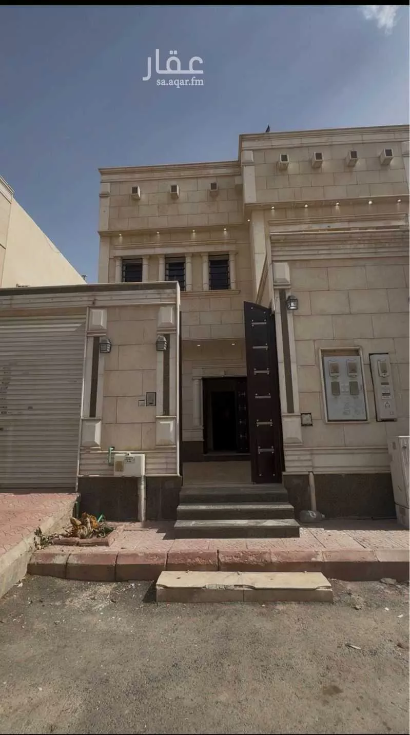 4 bedroom floor in Al Munsiyah 2