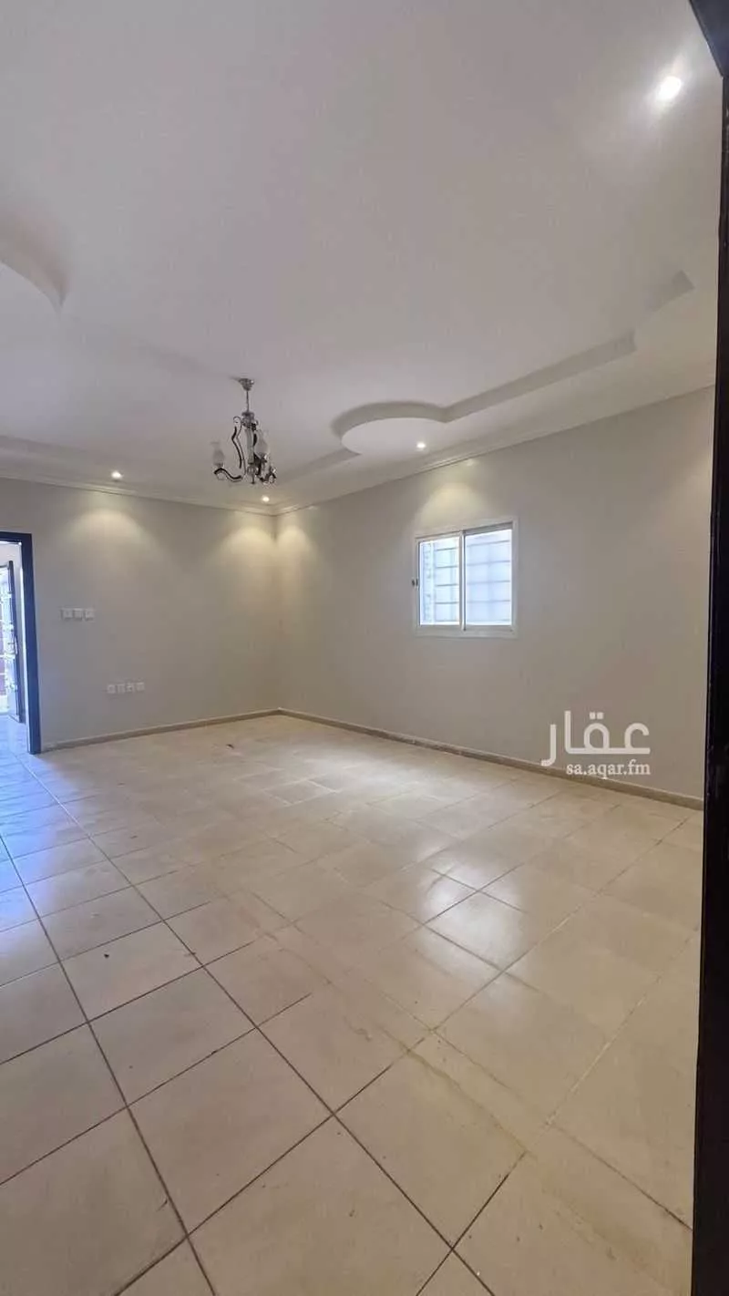 4 bedroom floor in Al Munsiyah 1
