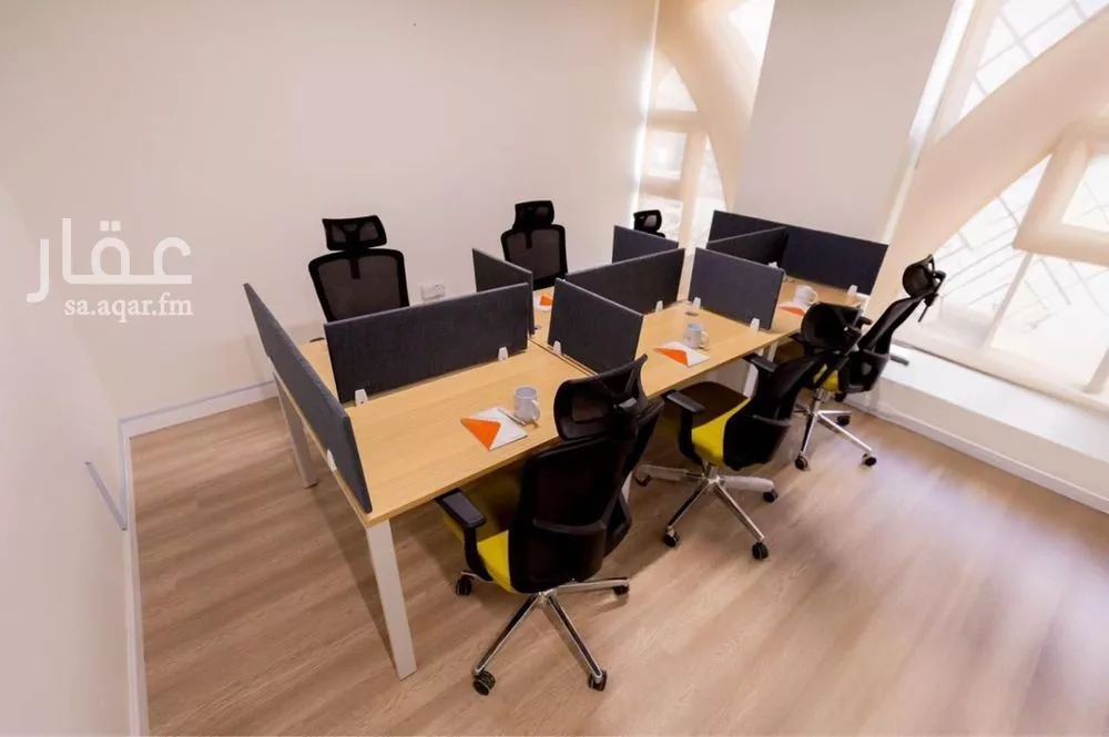 8 bedroom office in Al Aridh, Riyadh 4
