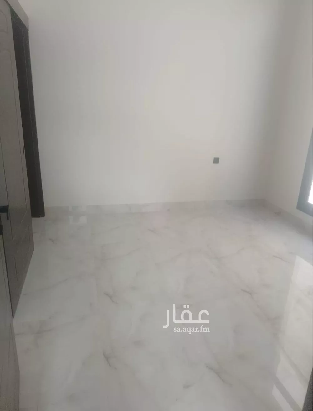 فيلا 7 غرف في الشرق 4