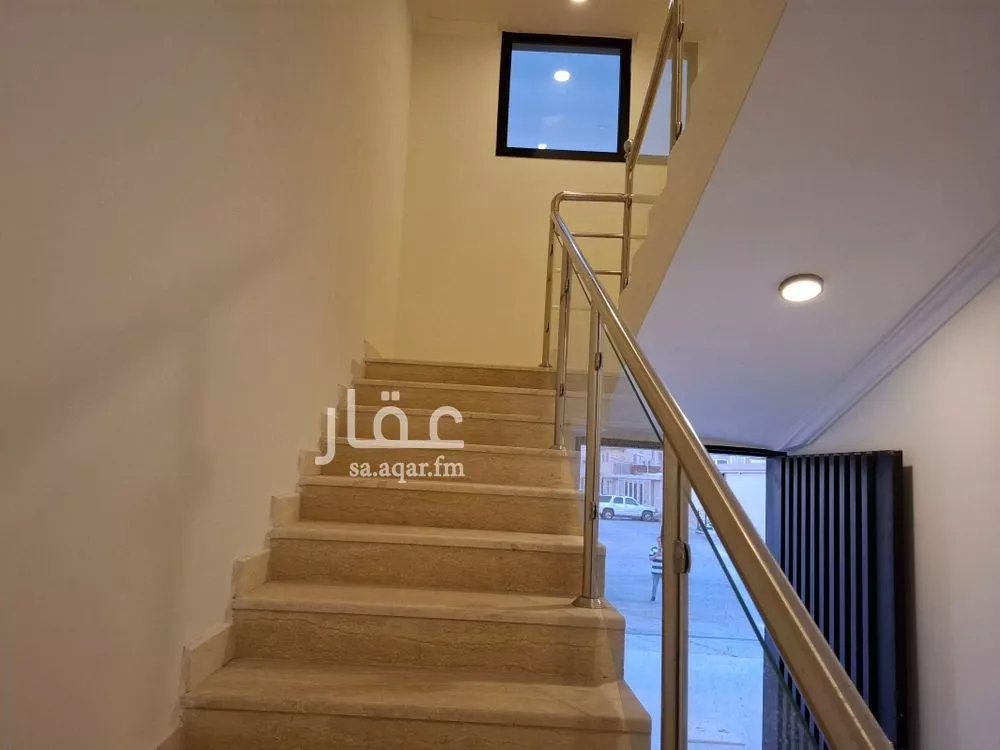 5 bedroom floor in Badr 2