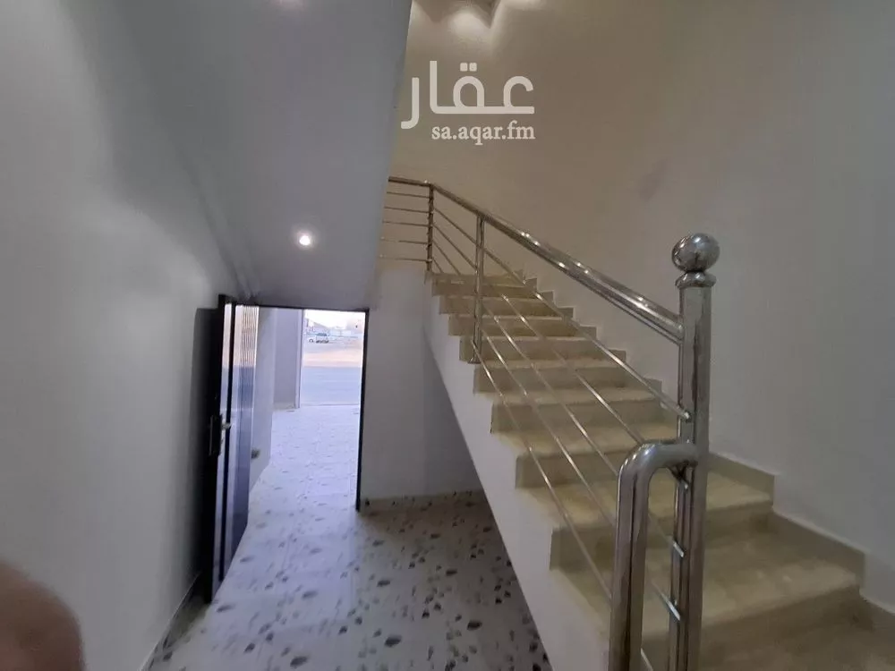 فيلا 5 غرف في بدر 3