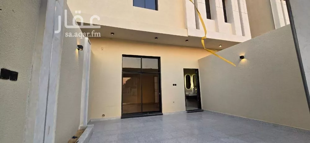 7 bedroom villa in Tuwaiq, Riyadh 11