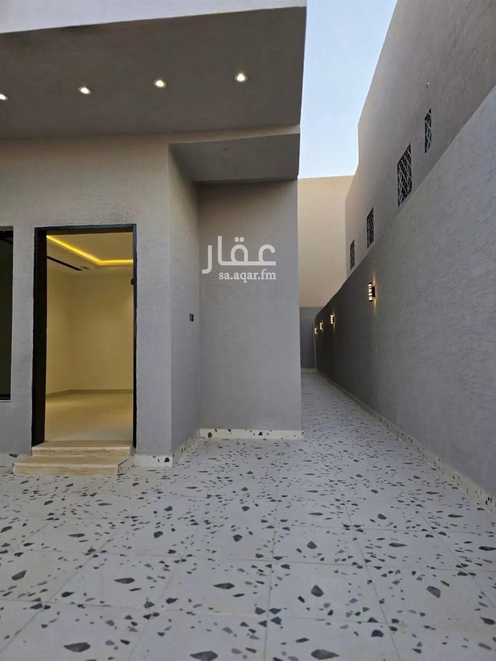 فيلا 5 غرف في بدر 2