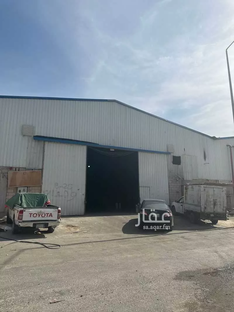 مستودع 1200 م² في المشاعل 1
