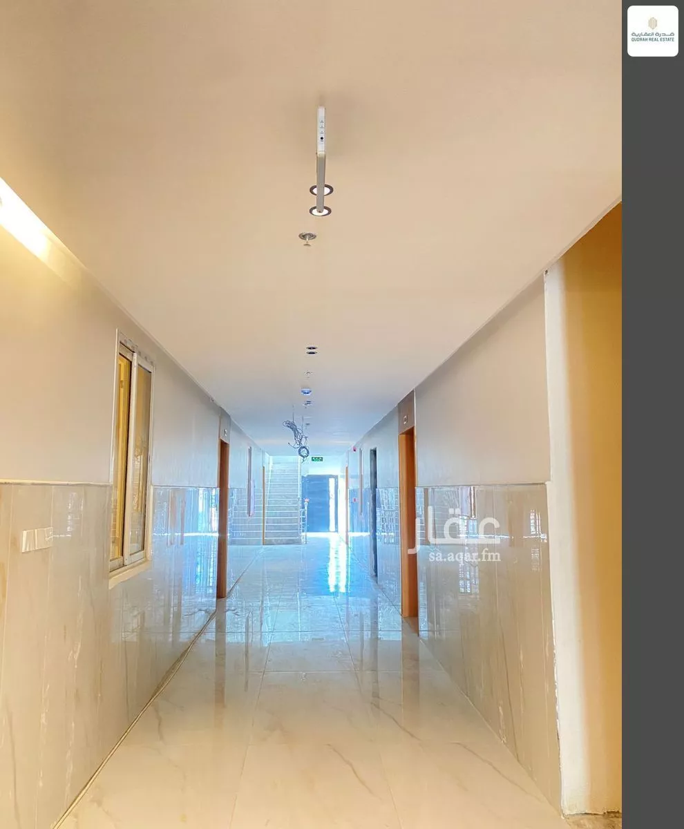 عقار 36 غرف في العزيزية، الرياض 11