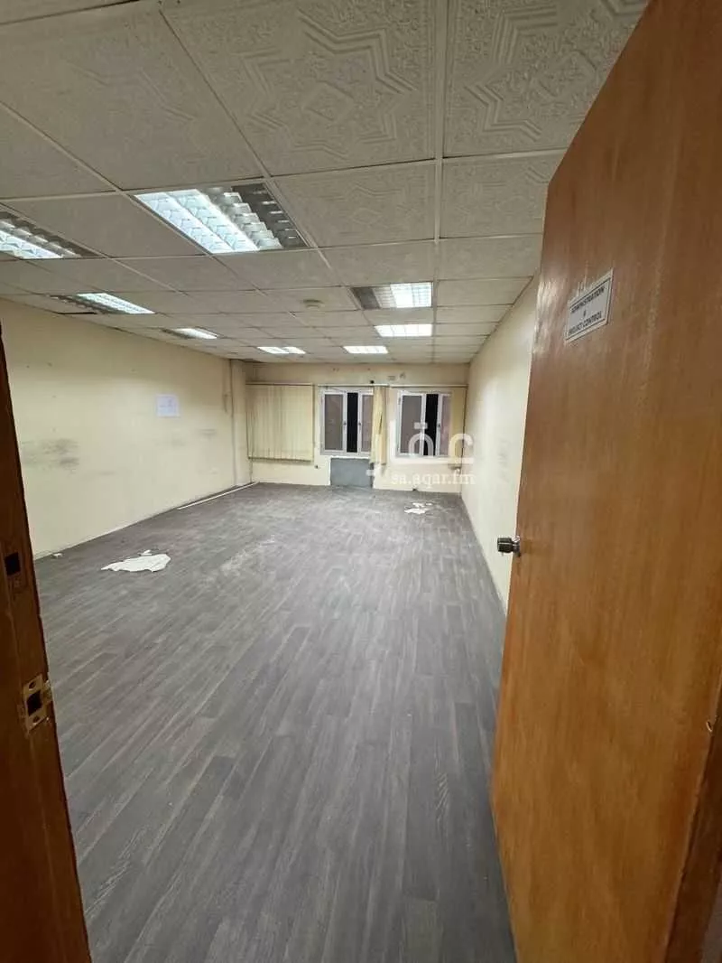 7 bedroom office in North Al Khobar, Eastern Province 12