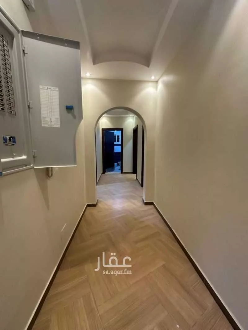 شقة 6 غرف في المنتزه 4