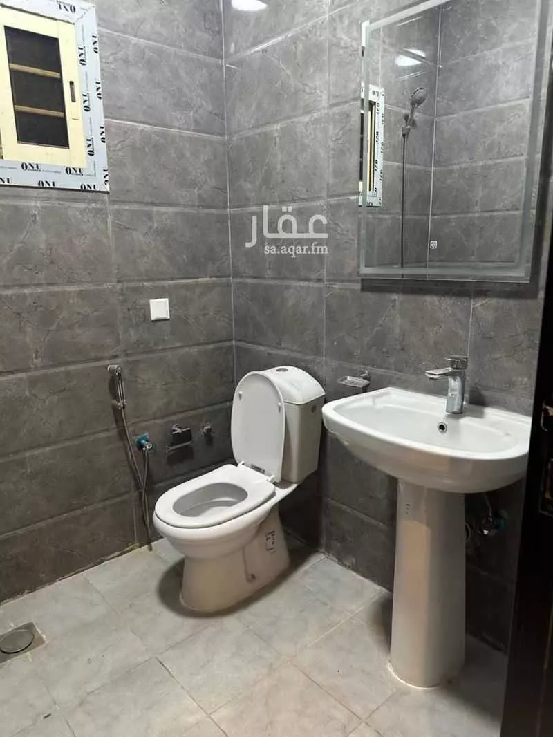 شقة 2 غرف في المنتزه 4