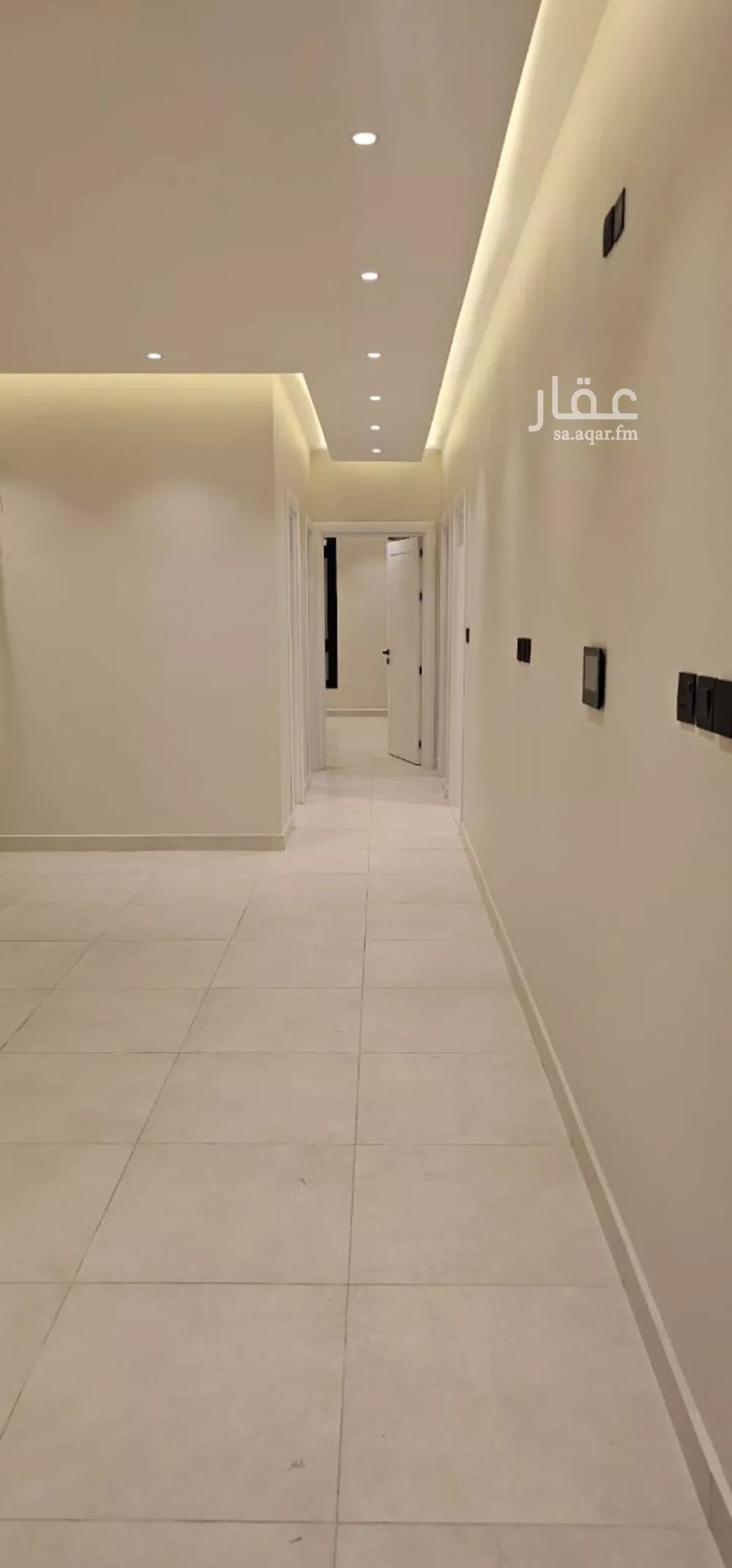 شقة 4 غرف في الواحة 1