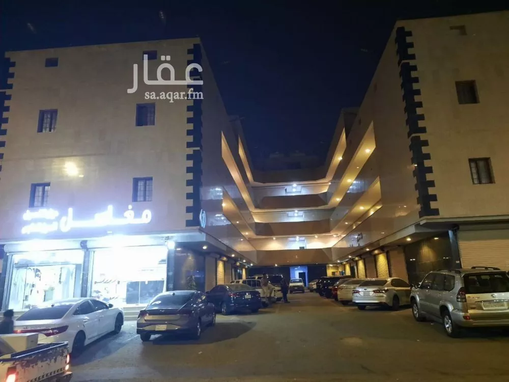 عمارة 1485 م² في طيبة 1