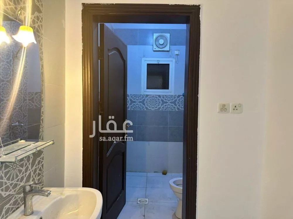 4 bedroom apartment in Al Bashaer, Jeddah 8